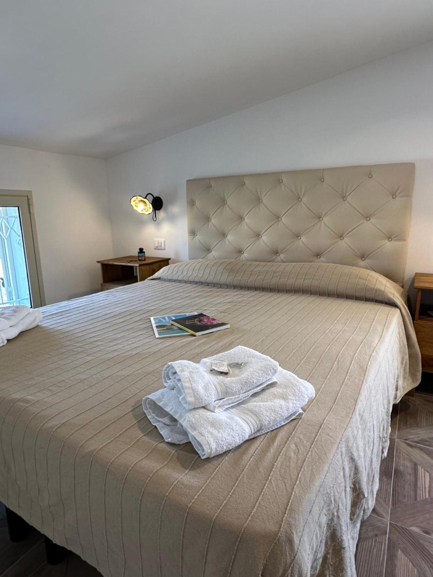 B&B Villa Sul Mare Melito Di Porto Salvo Luaran gambar